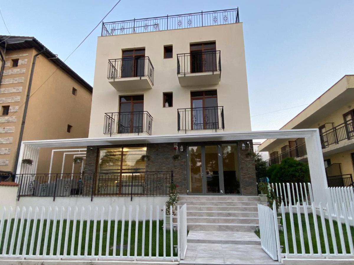 Neo Saturn Residence Exterior foto